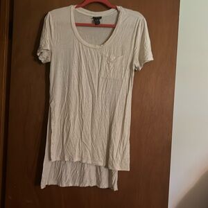 Cream Tshirt with pocket
